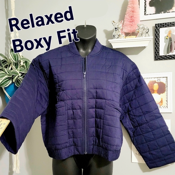 🔥NWT The Get Women’s XL Quilted Cropped Bomber Jacket - Picture 9 of 16